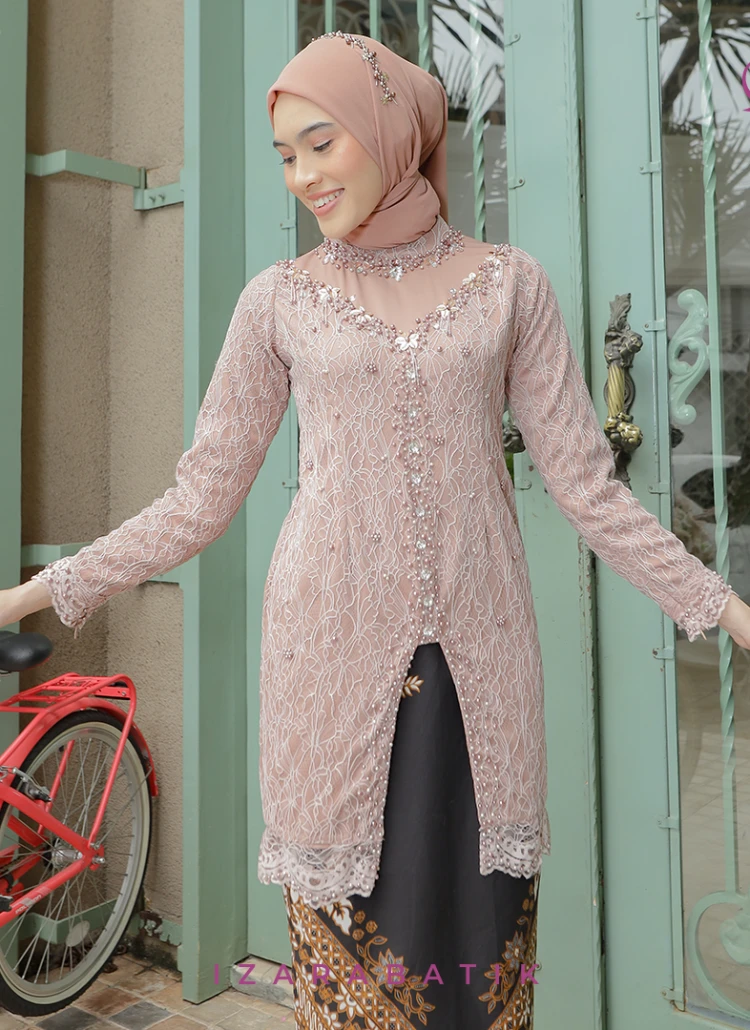 ATASAN KEBAYA