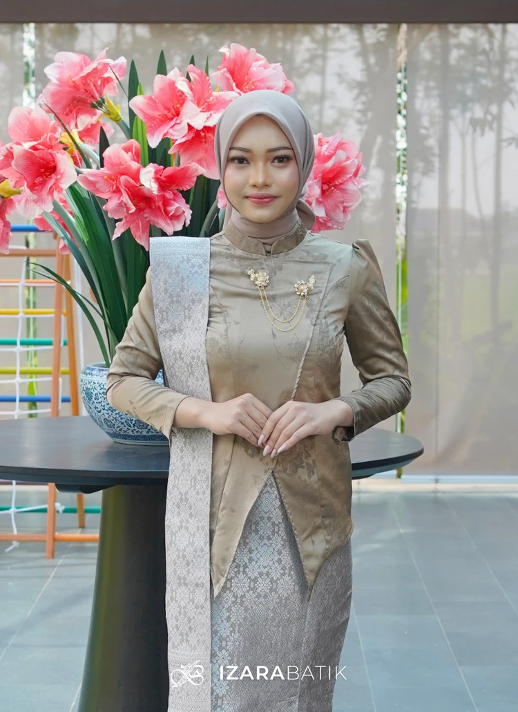 ATASAN KEBAYA OLIVE