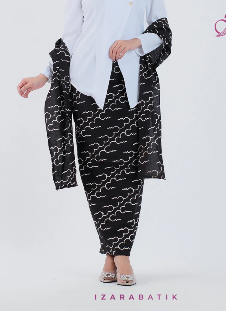 ROK BATIK HITAM
