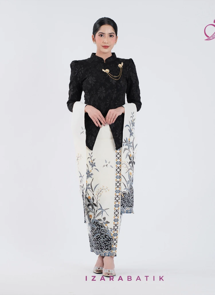 SET KEBAYA HITAM