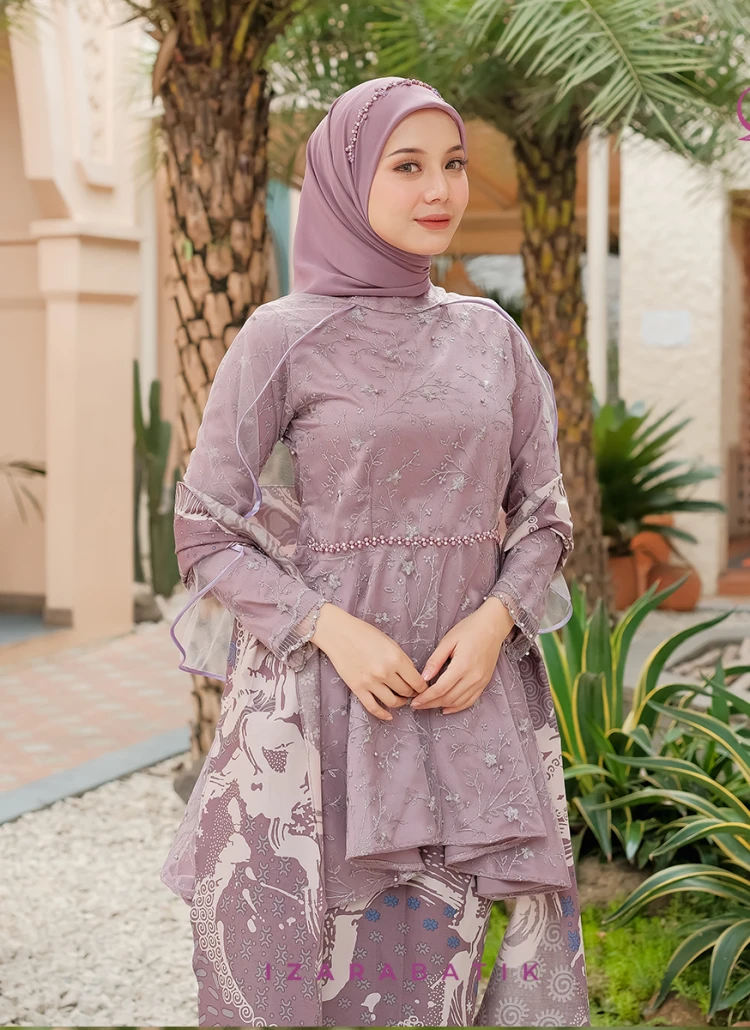 ATASAN KEBAYA