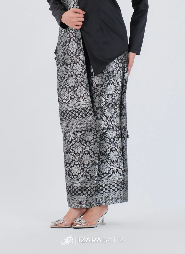 ROK SONGKET HITAM