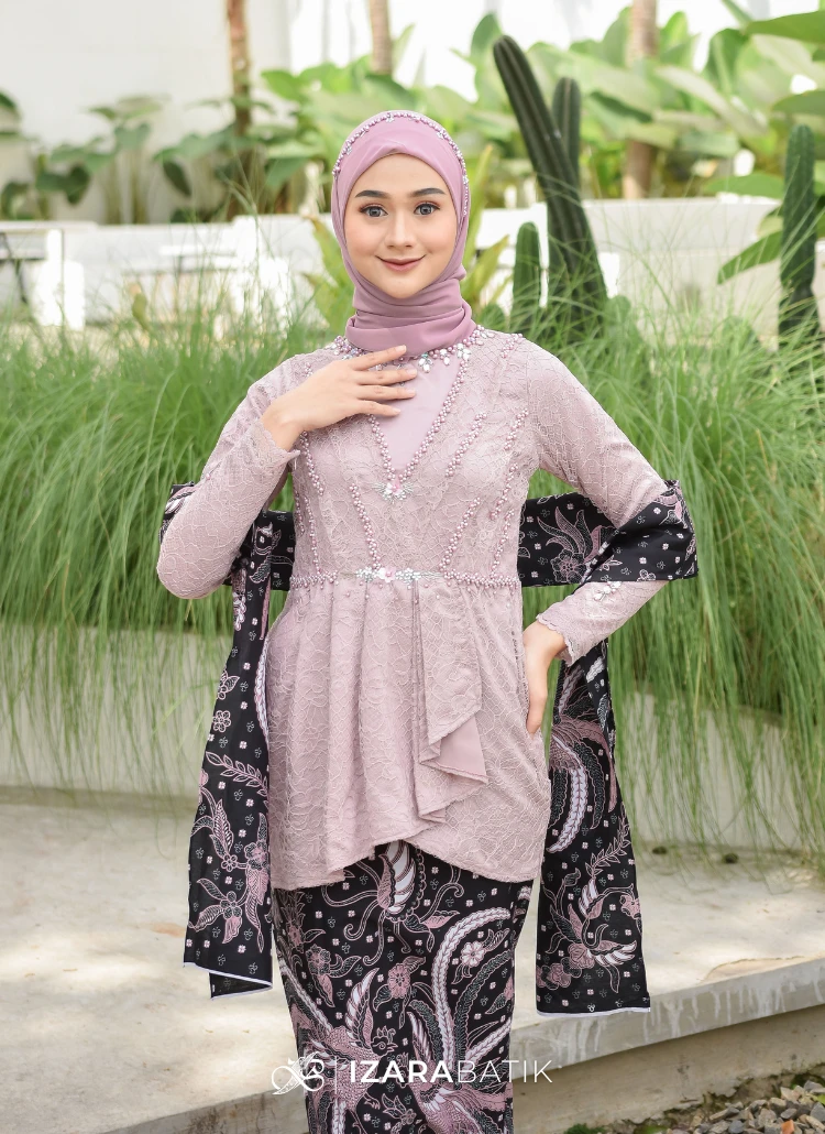 Aulia Dove
