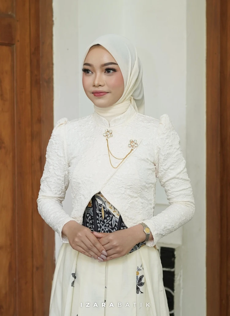 CROP TOP MILKY