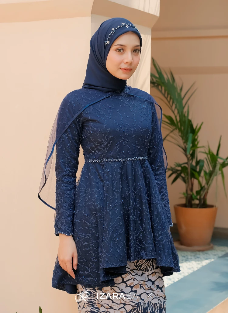 ATASAN KEBAYA